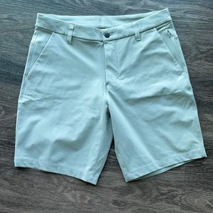 Lululemon Commission Short. 32”